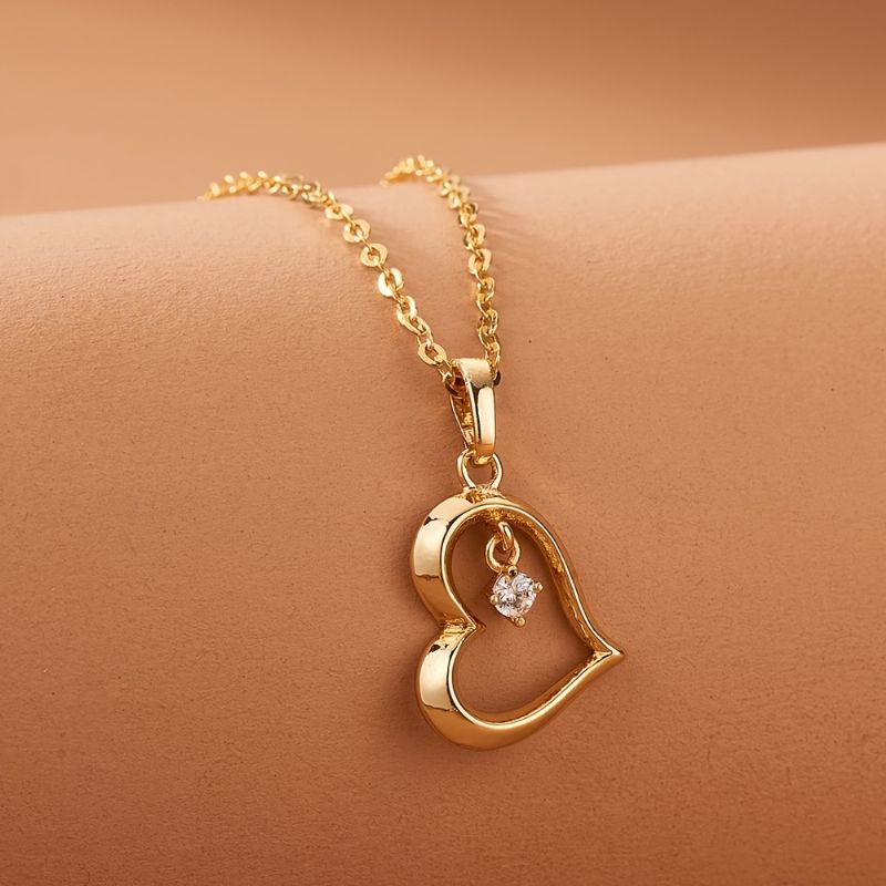 1db Simple Heart Necklace Peplum Pendant Ajándék Lányoknak Nőknek Barátnőnek Feleségnek